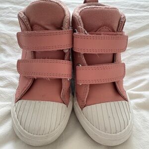 Converse Pink fleece lining Kids Sneakers